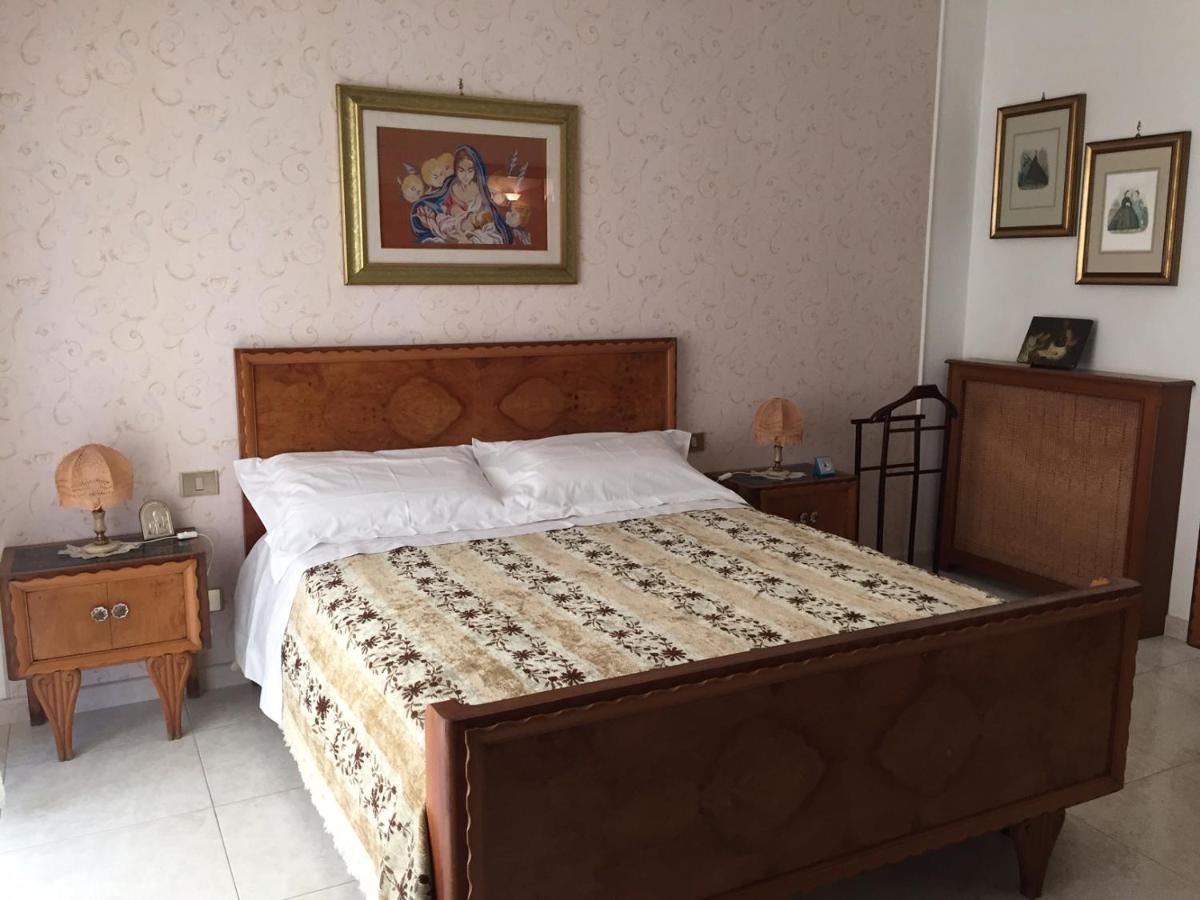 B&B Donna Porzia Trani Extérieur photo
