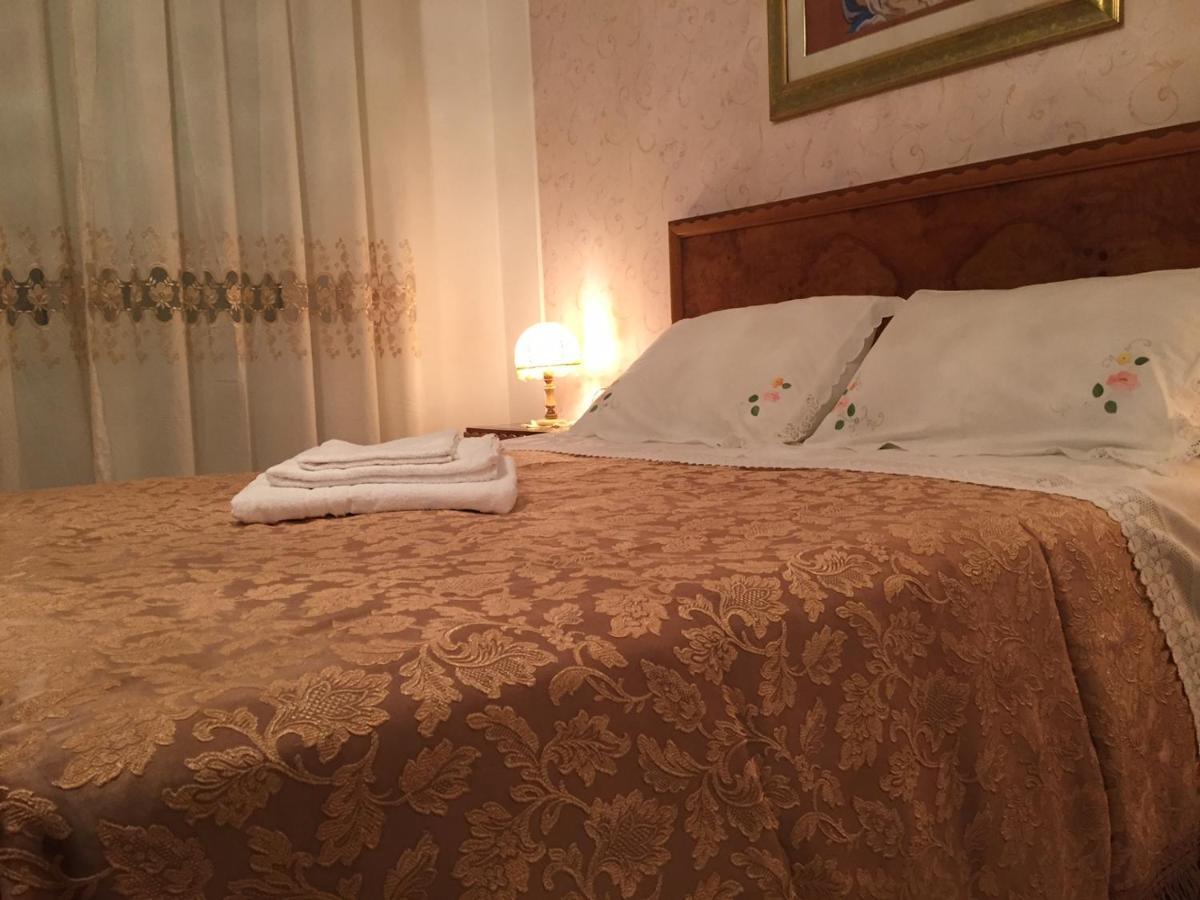 B&B Donna Porzia Trani Extérieur photo